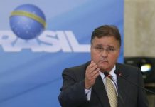 PGR denuncia Geddel por lavagem de dinheiro e associação criminosa
