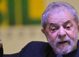 Apesar de condenação, PT insistirá na candidatura de Lula