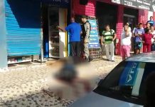 Mulher é assassinada a tiros em frente a loja