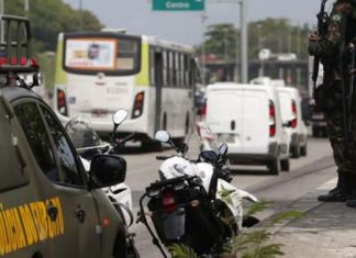 Forças Armadas combatem roubo de carga e tráfico de drogas no Rio