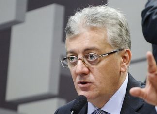 Ex-presidente do BB e da Petrobras é condenado a 11 anos de prisão