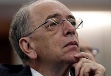 Parente diz que demissão da Petrobras é irrevogável e irretratável