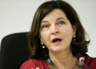 PGR tenta acelerar julgamento de registro de Lula no TSE