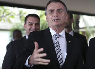 Ministério do Trabalho será incorporado a outra área, diz Bolsonaro