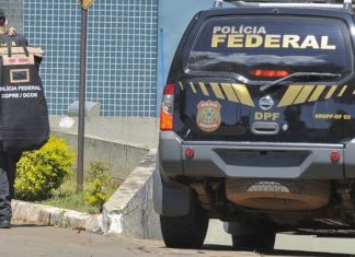 STF autoriza buscas em endereços de parlamentares