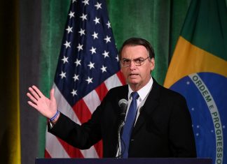 Bolsonaro e Trump se reúnem hoje na Casa Branca
