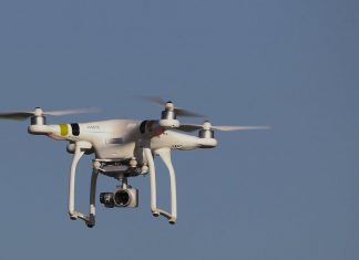 Drones com alto-falantes serão usados para evitar aglomerações no Rio