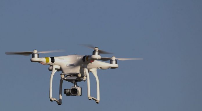Drones com alto-falantes serão usados para evitar aglomerações no Rio