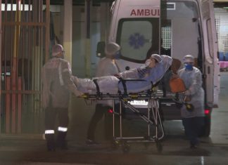 Após quase três meses, primeira paciente diagnosticada com Covid-19 no DF recebe alta da UTI