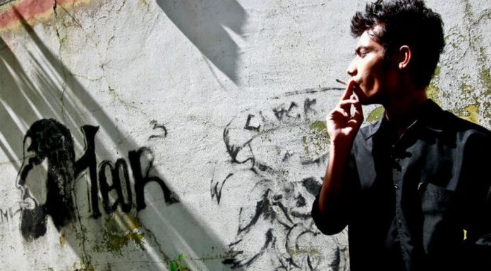 SUS oferece tratamento gratuito para quem quiser parar de fumar