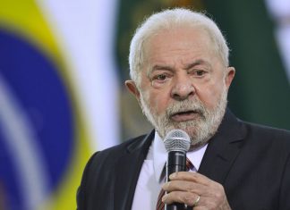 Inteligência militar não alertou sobre tentativa de golpe, diz Lula