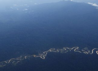Garimpo amplia conflitos entre povos yanomami