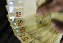 Caixa paga novo Bolsa Família a beneficiários com NIS de final 4