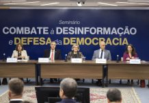 Combate à desinformação deve focar público jovem