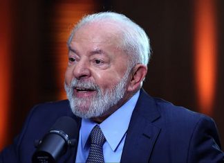 Lula participa de reunião com empresários em Nova York