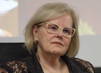 Rosa Weber permite que a descriminalização do aborto seja submetida a julgamento.