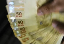 Primeira parcela do décimo terceiro deve ser paga até esta quinta