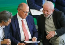 Governo promete reação à tarifa de 50% dos EUA e avalia aplicar Lei de Reciprocidade