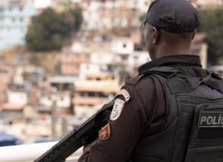 PM ocupa cinco comunidades do Complexo de Israel, no Rio