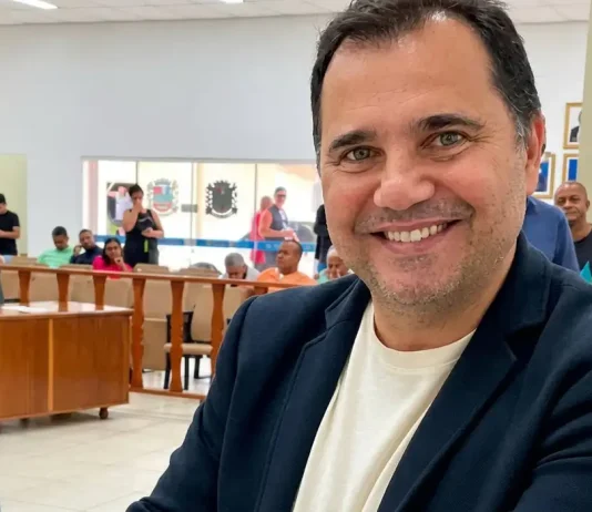 Secretário de Queimados, no Rio, morre baleado em abordagem da PM